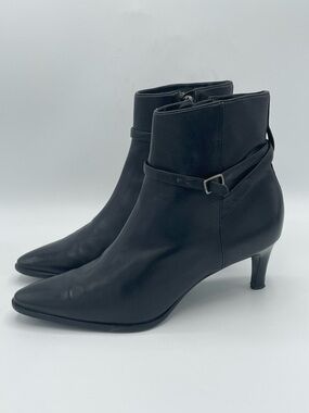 Lauren Ralph Lauren Robynn Classic Black Leather Pointed-Toe Ankle Boots